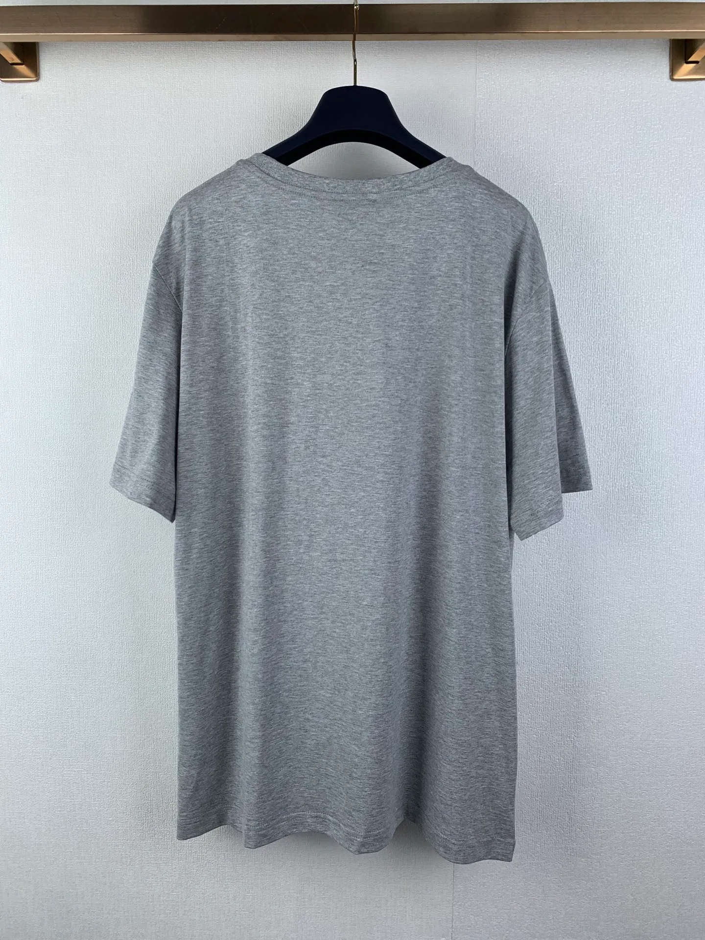 SAINT LAURENT Classic T Authentic 2322 ，50 170 ，1*1 280 ， ， ， 1：1 ， Size：S M L XL